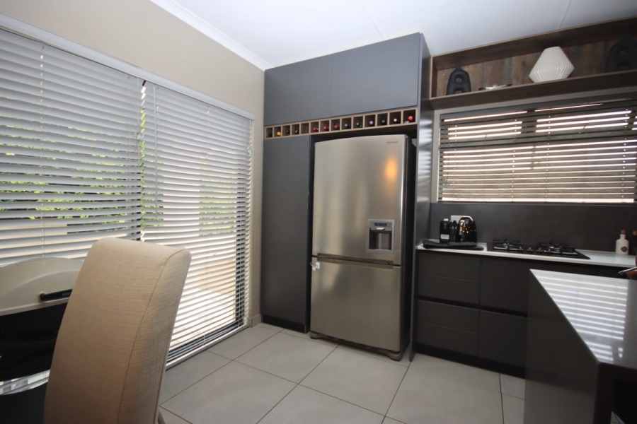 To Let  Bedroom Property for Rent in Kidds Beach Eastern Cape